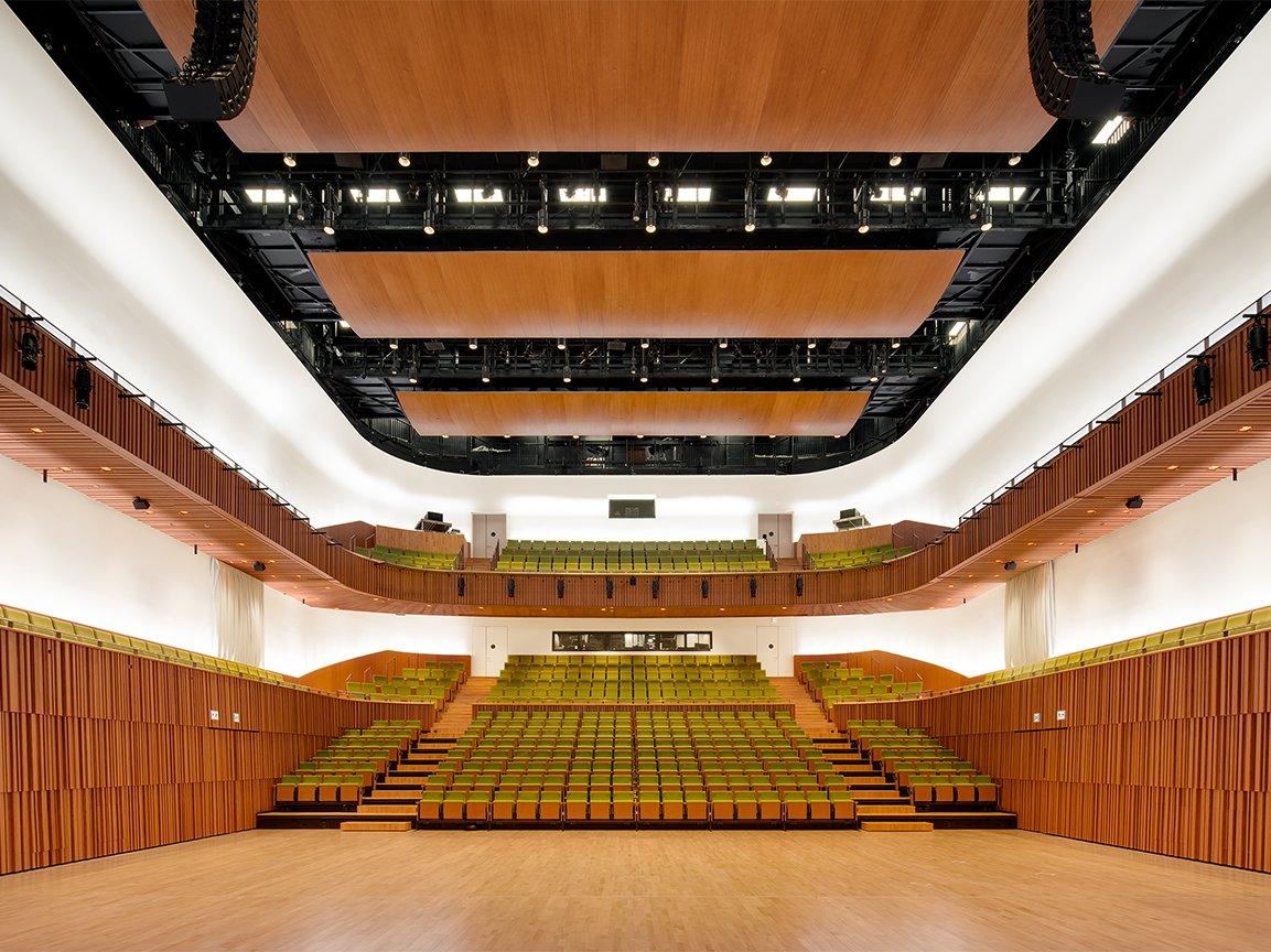 Aquapanel_SHAW AUDITORIUM  Hong Kong, China7@0,33x@0,5x