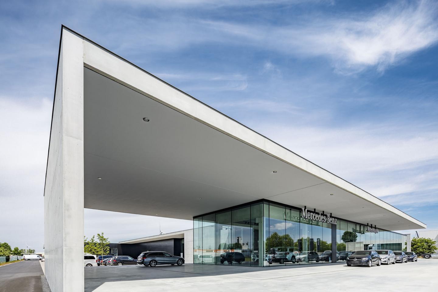 Mercedes Showroom, Ypres, Belgium2